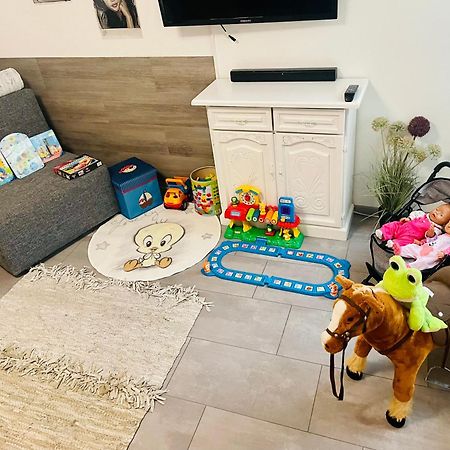2 Room Galerie Einliegerwohnung In Rheinstetten, Messe Naehe, Rollstuhlfahrer Geeignet Екстер'єр фото